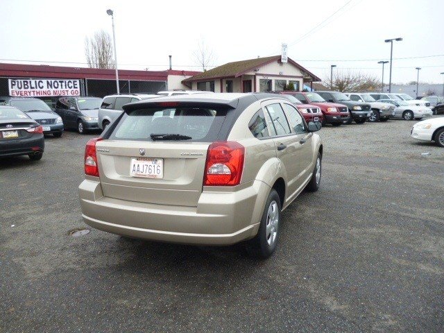 Dodge Caliber 2010 photo 3