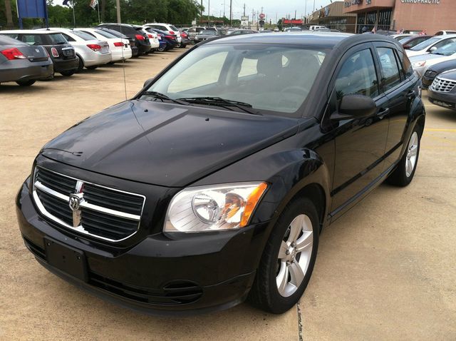 Dodge Caliber 2010 photo 1