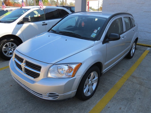 Dodge Caliber 2010 photo 2