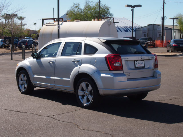 Dodge Caliber 2010 photo 2