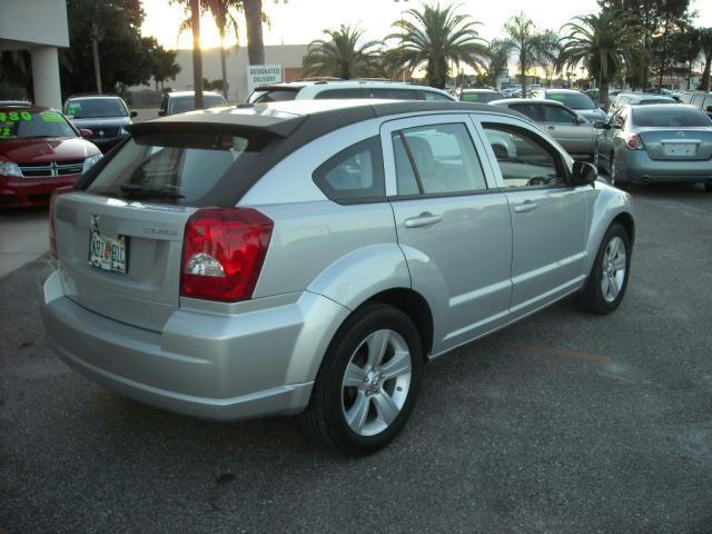 Dodge Caliber 2010 photo 3