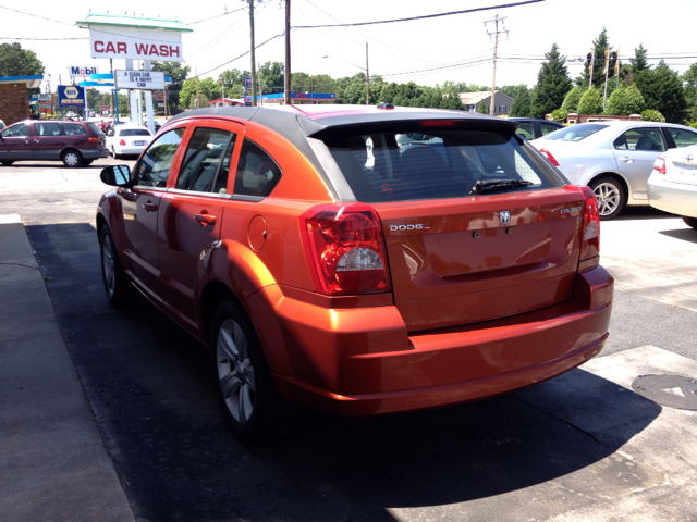 Dodge Caliber 2010 photo 9