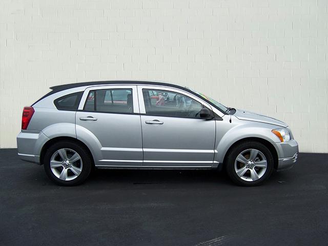 Dodge Caliber 2010 photo 1