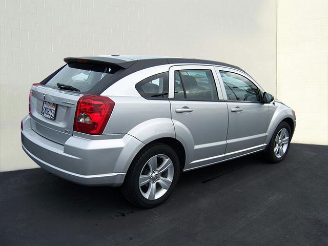 Dodge Caliber 2010 photo 2