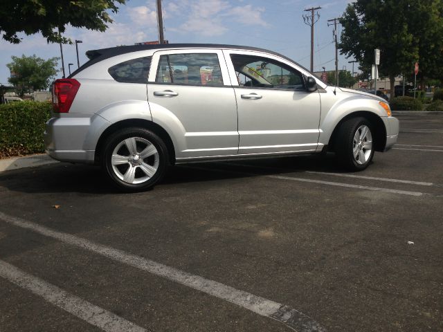 Dodge Caliber 2010 photo 3