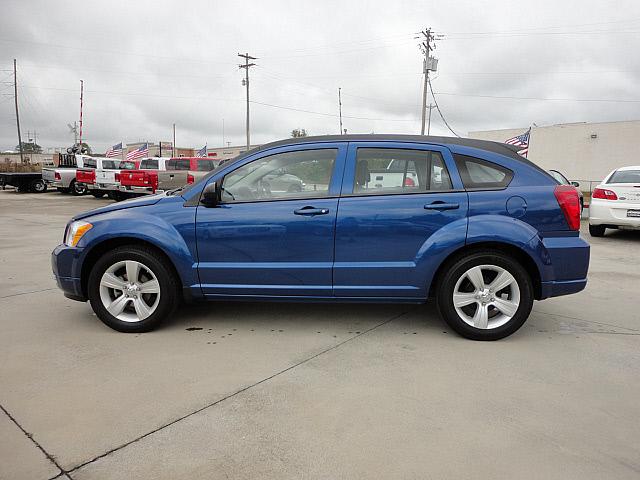 Dodge Caliber 2010 photo 2