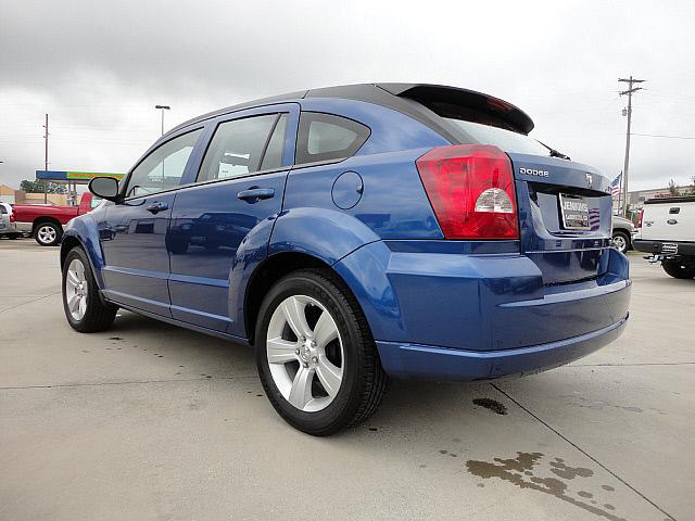 Dodge Caliber 2010 photo 3