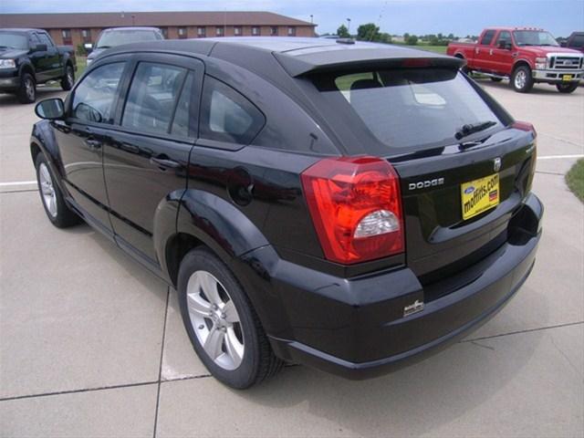 Dodge Caliber 2010 photo 2