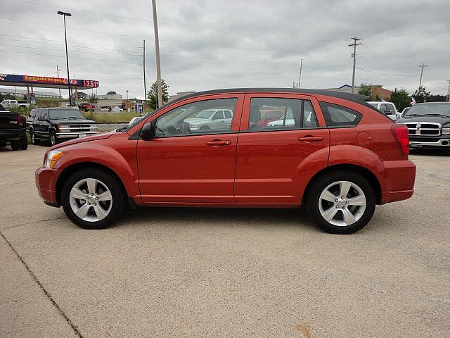 Dodge Caliber 2010 photo 2