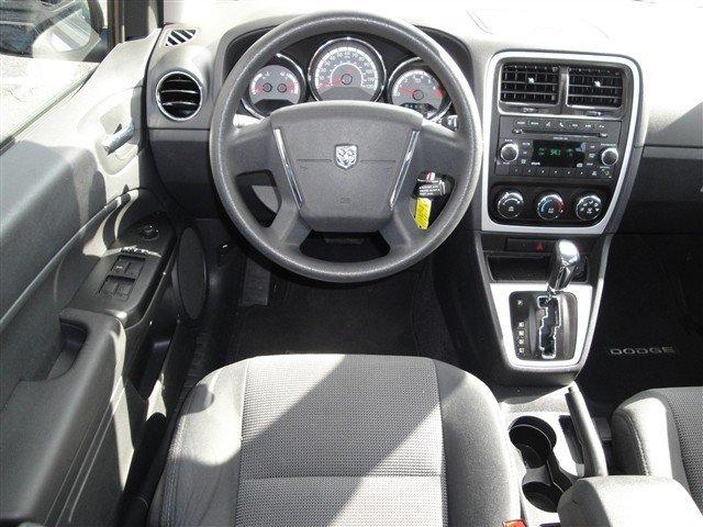 Dodge Caliber 2010 photo 1