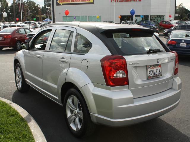 Dodge Caliber 2010 photo 4