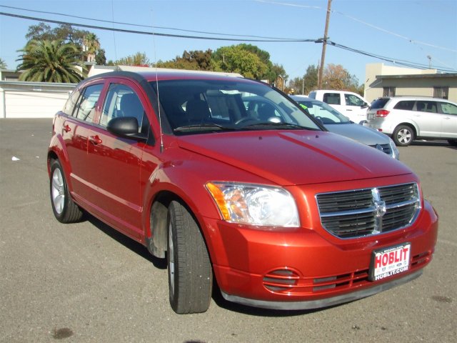 Dodge Caliber 2010 photo 2