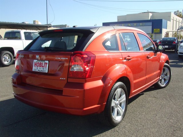 Dodge Caliber 2010 photo 3