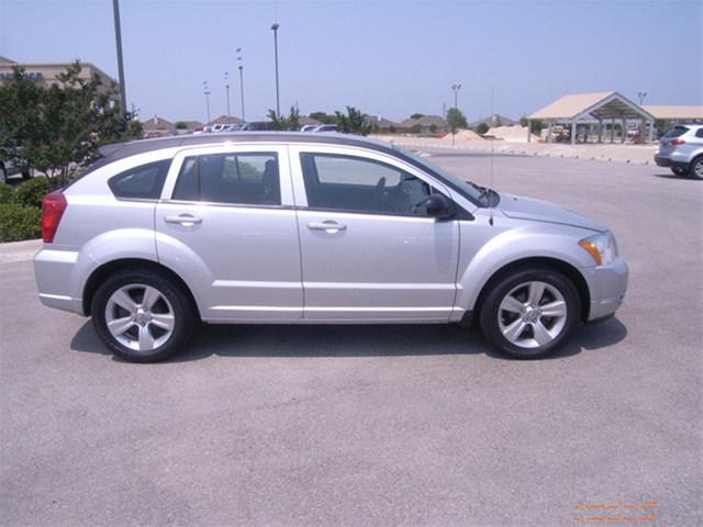 Dodge Caliber 2010 photo 1