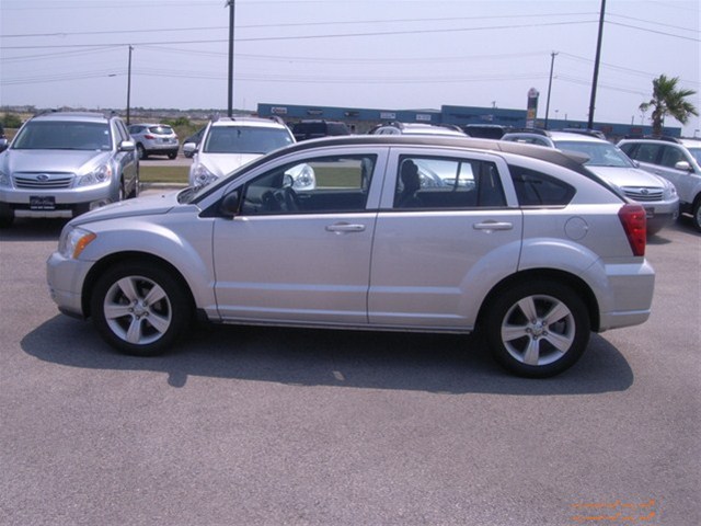 Dodge Caliber 2010 photo 3