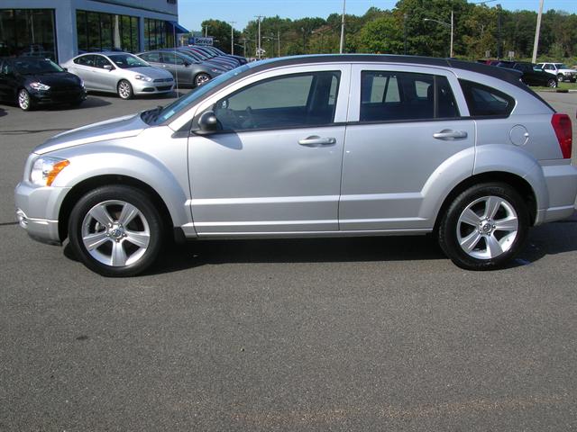 Dodge Caliber 2010 photo 1