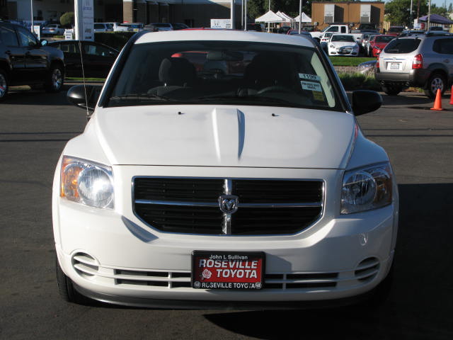 Dodge Caliber 2010 photo 2