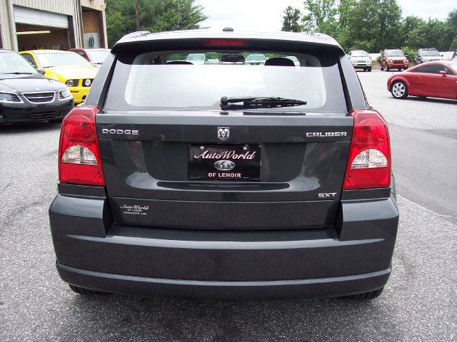 Dodge Caliber 2010 photo 11