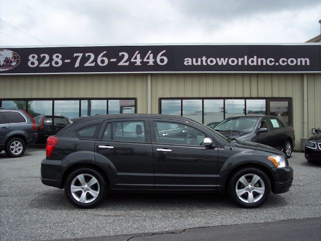 Dodge Caliber 2010 photo 2