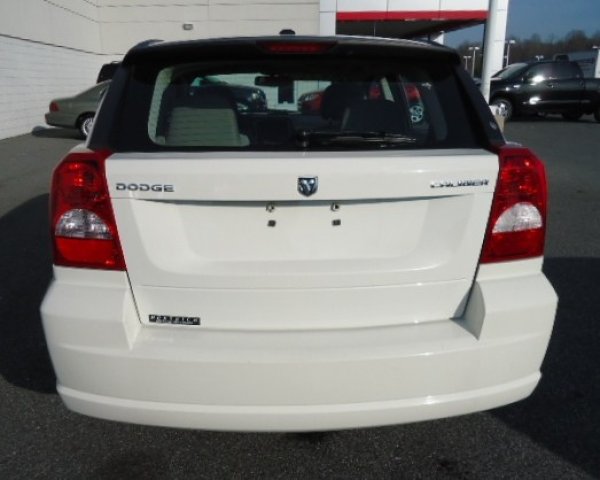 Dodge Caliber 2010 photo 4