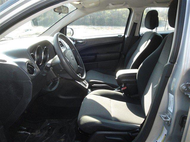 Dodge Caliber 2010 photo 1