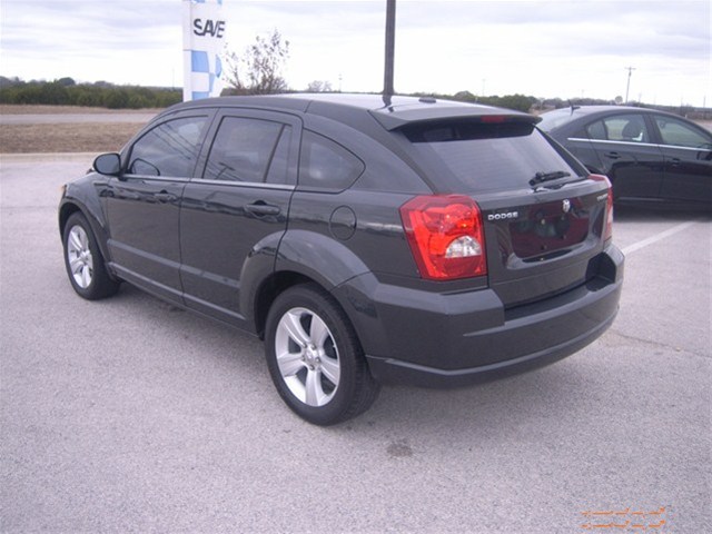 Dodge Caliber 2010 photo 4