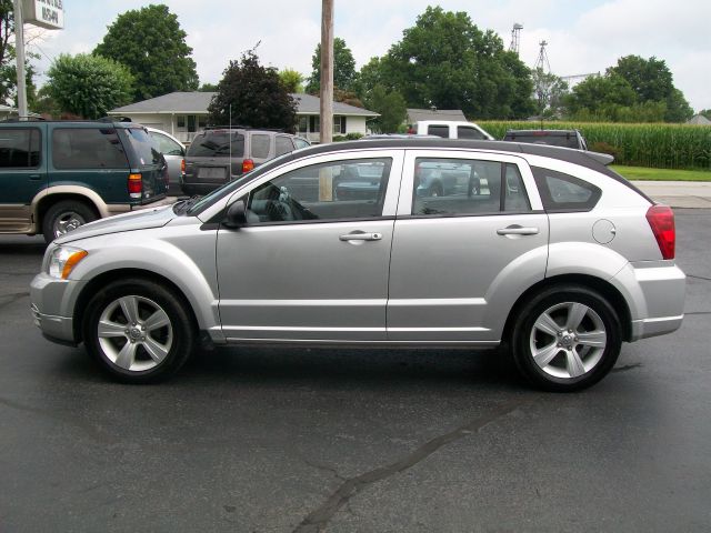 Dodge Caliber 2010 photo 3