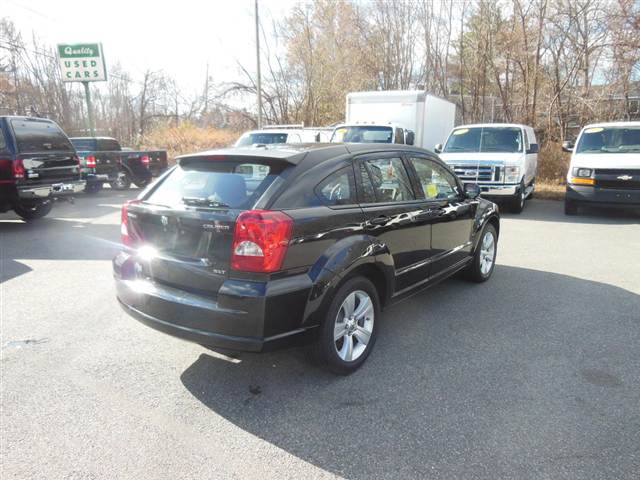 Dodge Caliber 2010 photo 4