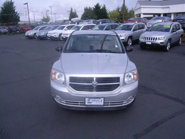 Dodge Caliber 2011 photo 3