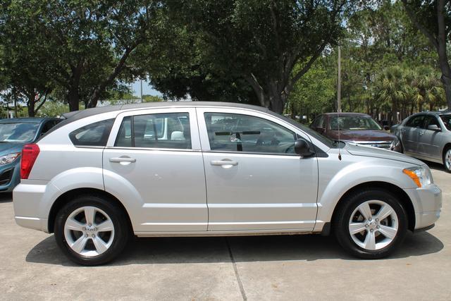 Dodge Caliber 2011 photo 2