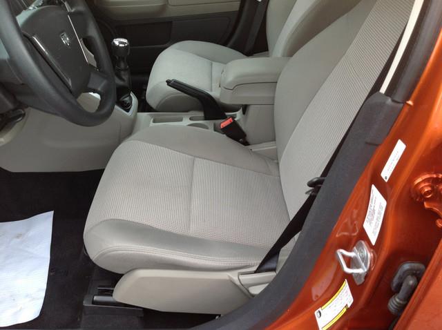 Dodge Caliber 2011 photo 22