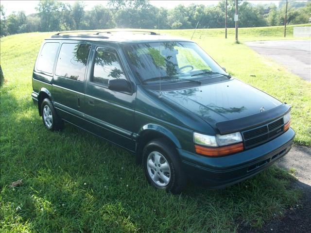 Dodge Caravan Base MiniVan