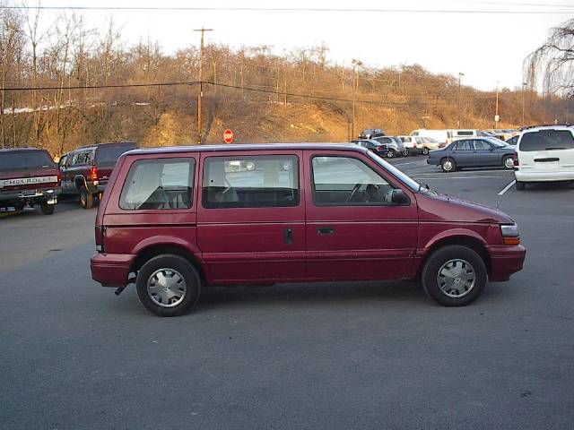 Dodge Caravan 1995 photo 2