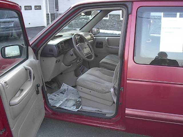 Dodge Caravan 1995 photo 4