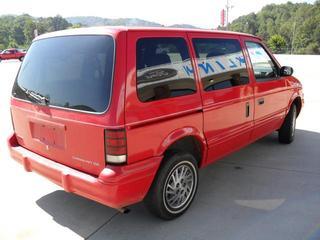 Dodge Caravan 1995 photo 2