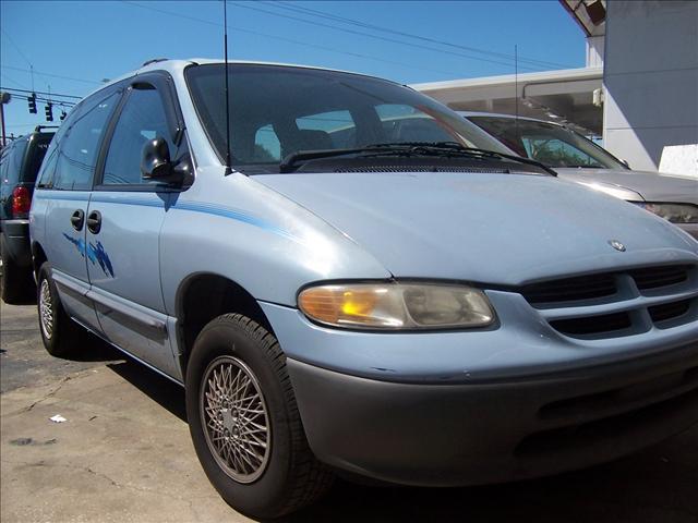 Dodge Caravan Base MiniVan