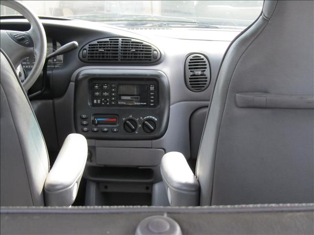 Dodge Caravan 1996 photo 3