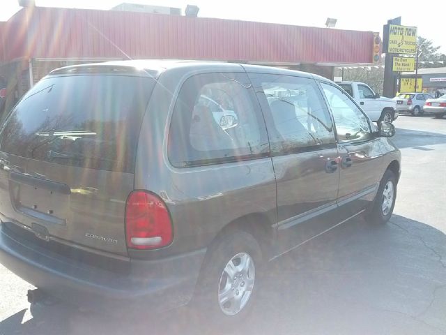 Dodge Caravan 1998 photo 9