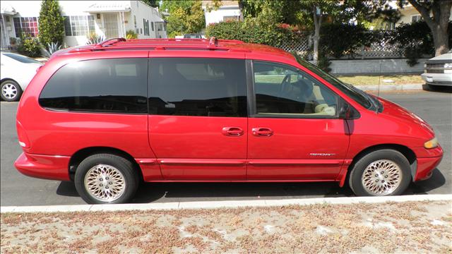 Dodge Caravan 1998 photo 1