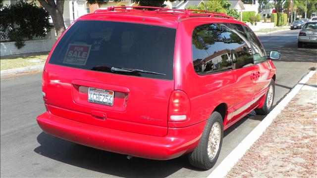 Dodge Caravan 1998 photo 2