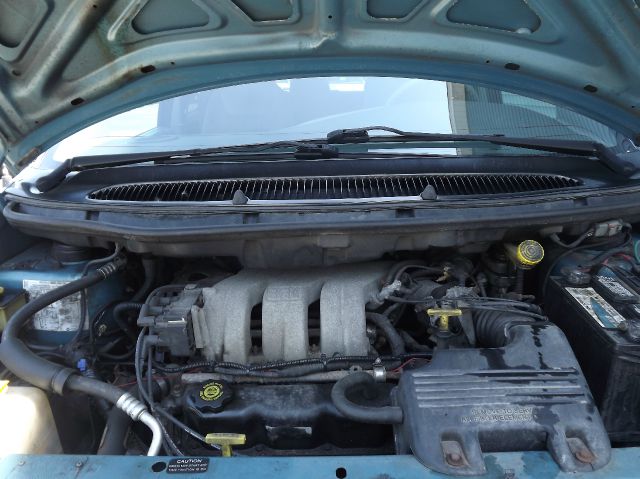 Dodge Caravan 1998 photo 1