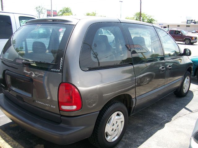 Dodge Caravan 1998 photo 1