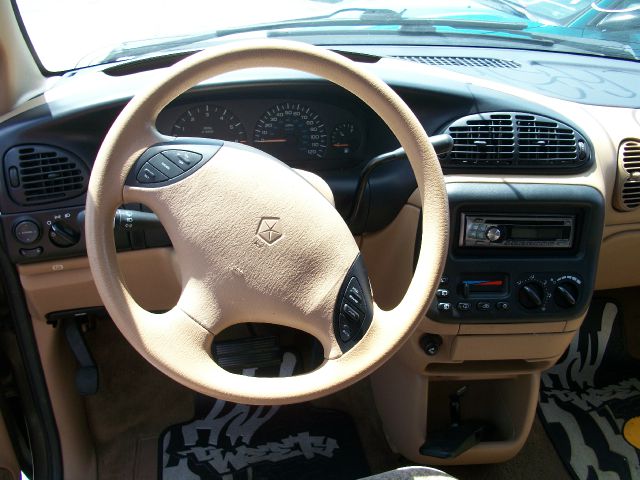 Dodge Caravan 1998 photo 4