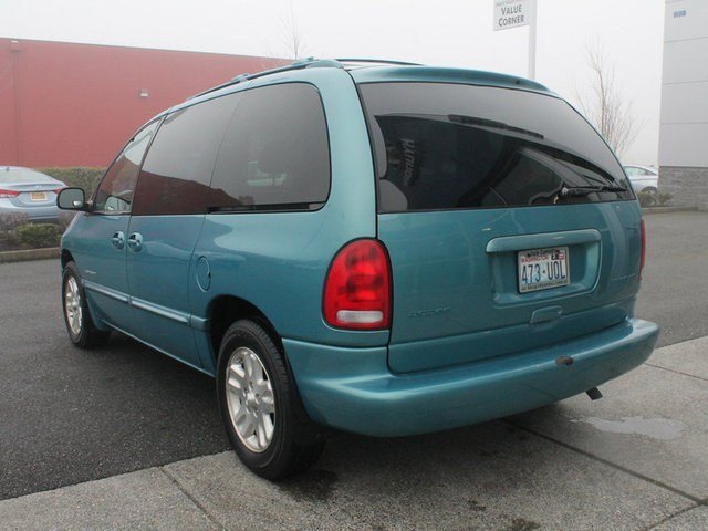 Dodge Caravan 1998 photo 4