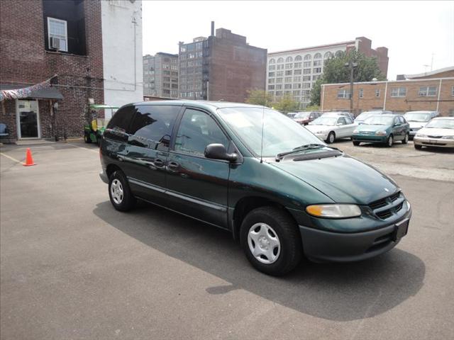 Dodge Caravan Base MiniVan