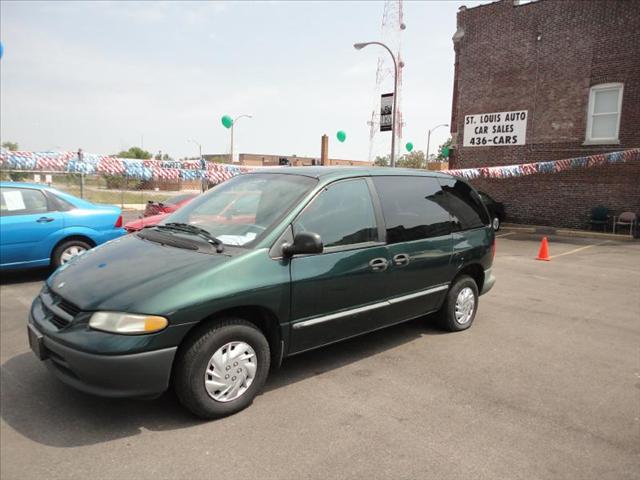 Dodge Caravan 1998 photo 2