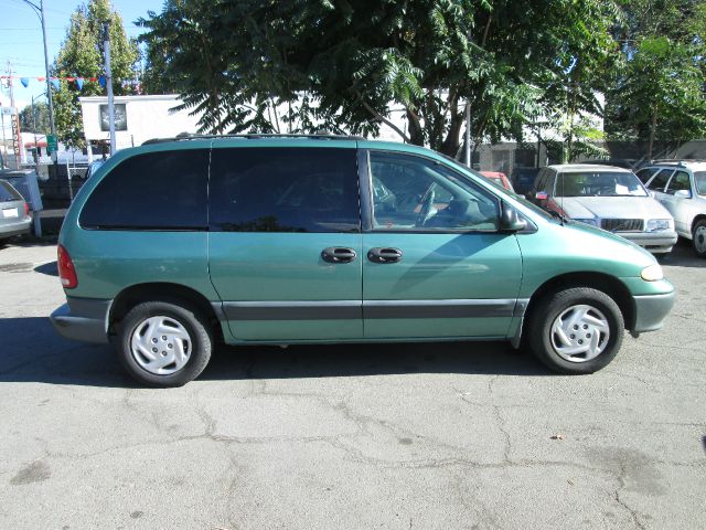 Dodge Caravan 1998 photo 3