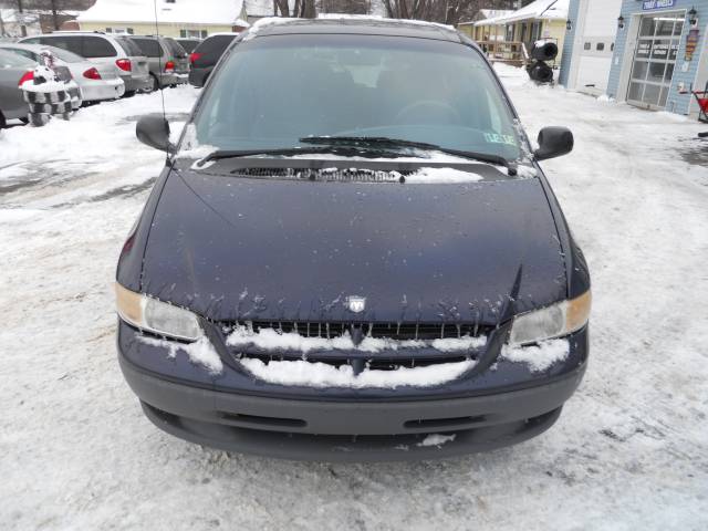 Dodge Caravan Base MiniVan