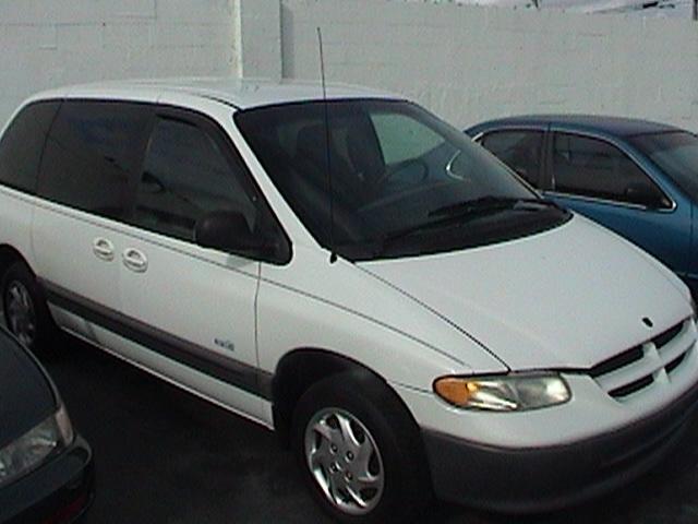 Dodge Caravan 1999 photo 1