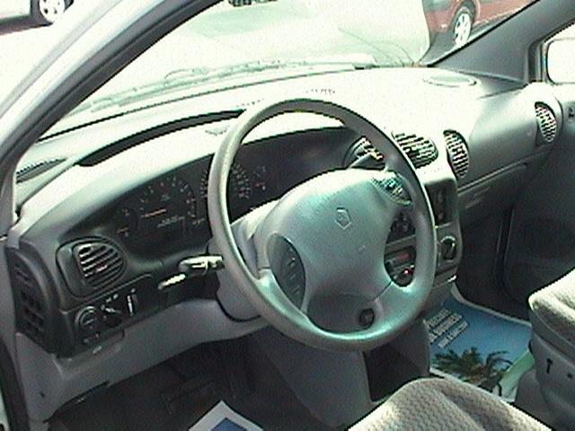 Dodge Caravan 1999 photo 4